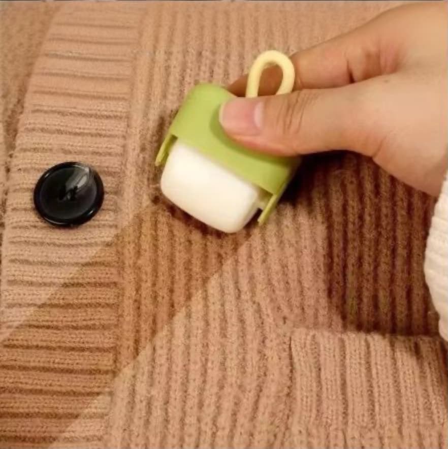 Kieszonkowy roler do usuwania sierści zwierząt i kurzu z ubrań 🐾